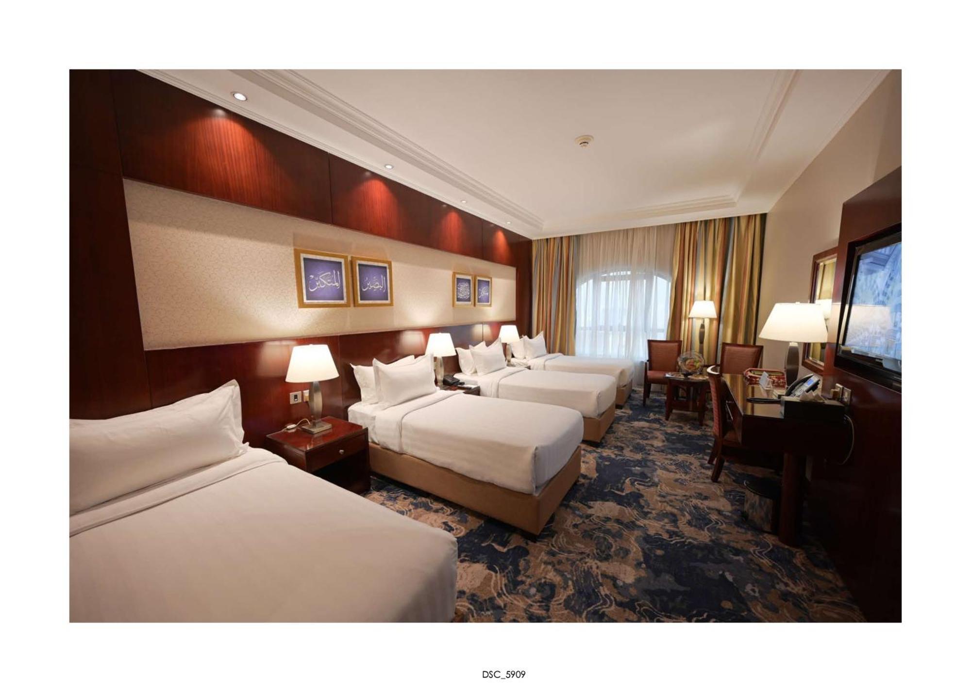 อัล ไอมัน รอยัล โฮเต็ล  Hotel Medina ภายนอก รูปภาพ Deluxe Room