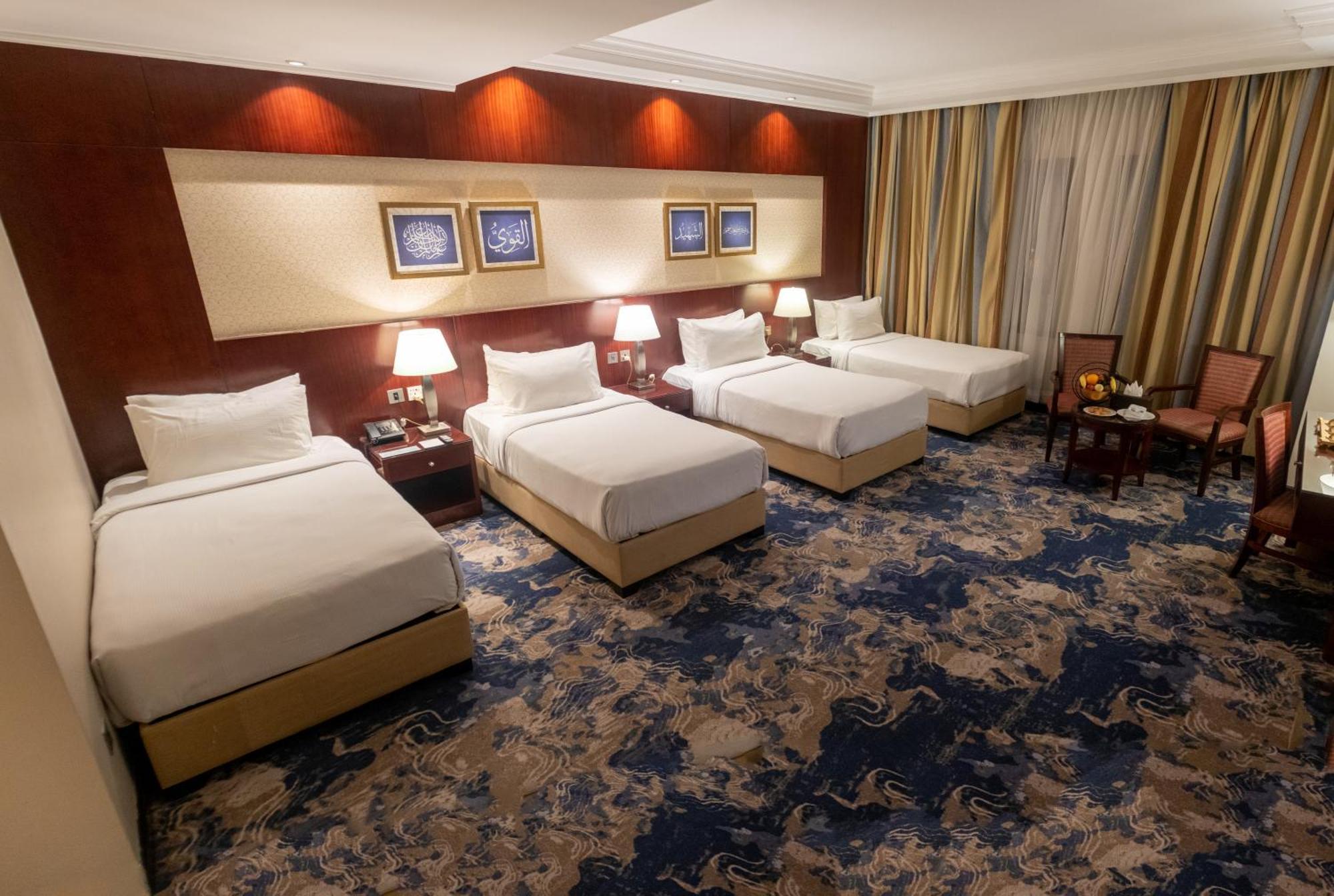 อัล ไอมัน รอยัล โฮเต็ล  Hotel Medina ภายนอก รูปภาพ A room at the hotel