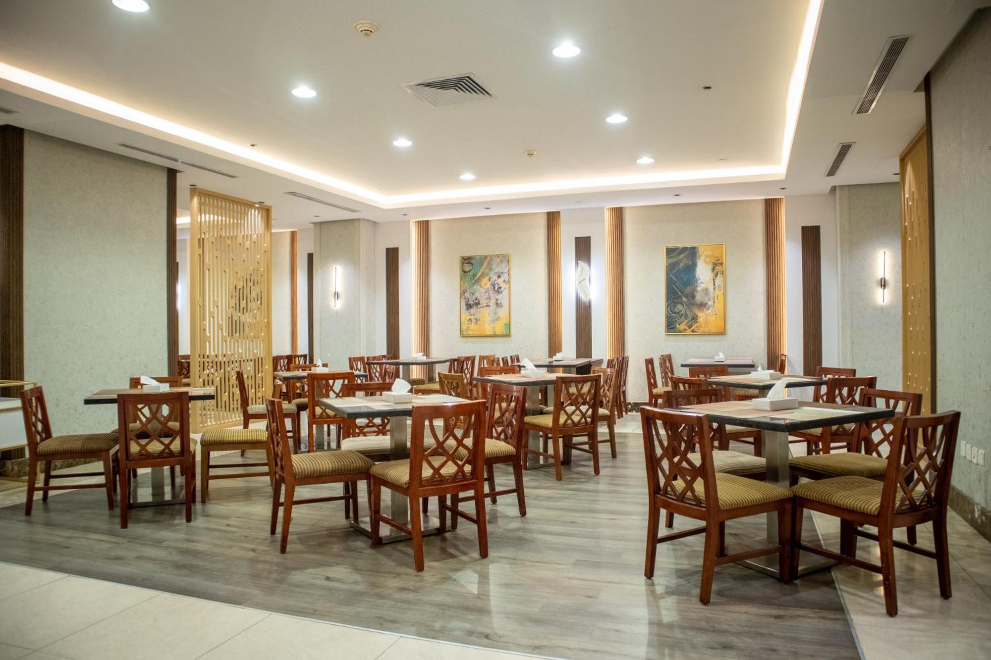 อัล ไอมัน รอยัล โฮเต็ล  Hotel Medina ภายนอก รูปภาพ The dining room at the hospital