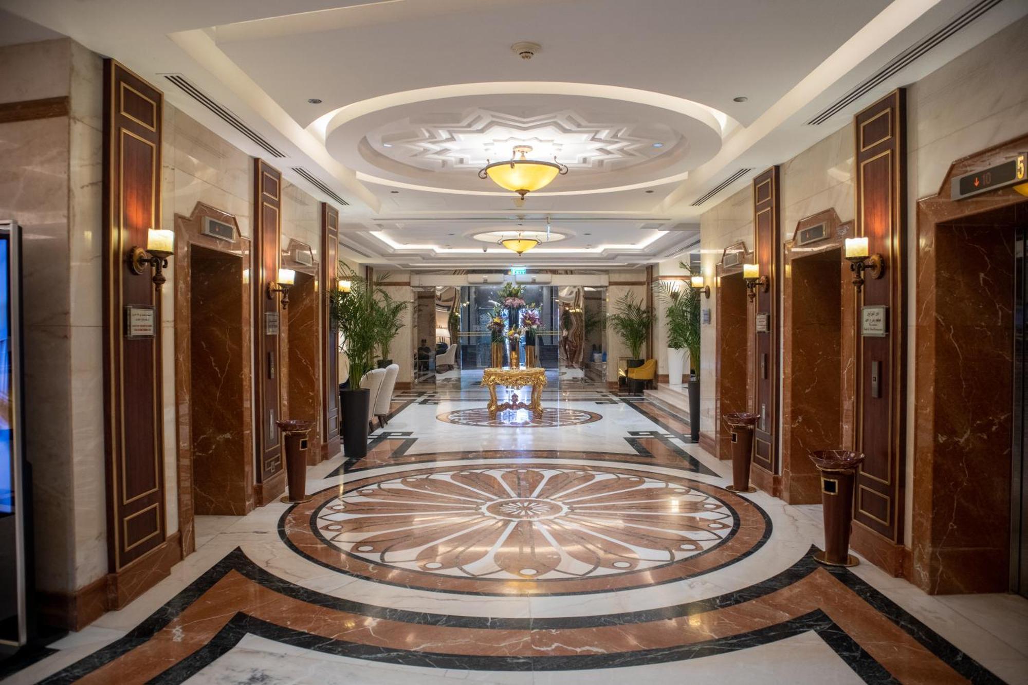 อัล ไอมัน รอยัล โฮเต็ล  Hotel Medina ภายนอก รูปภาพ Lobby