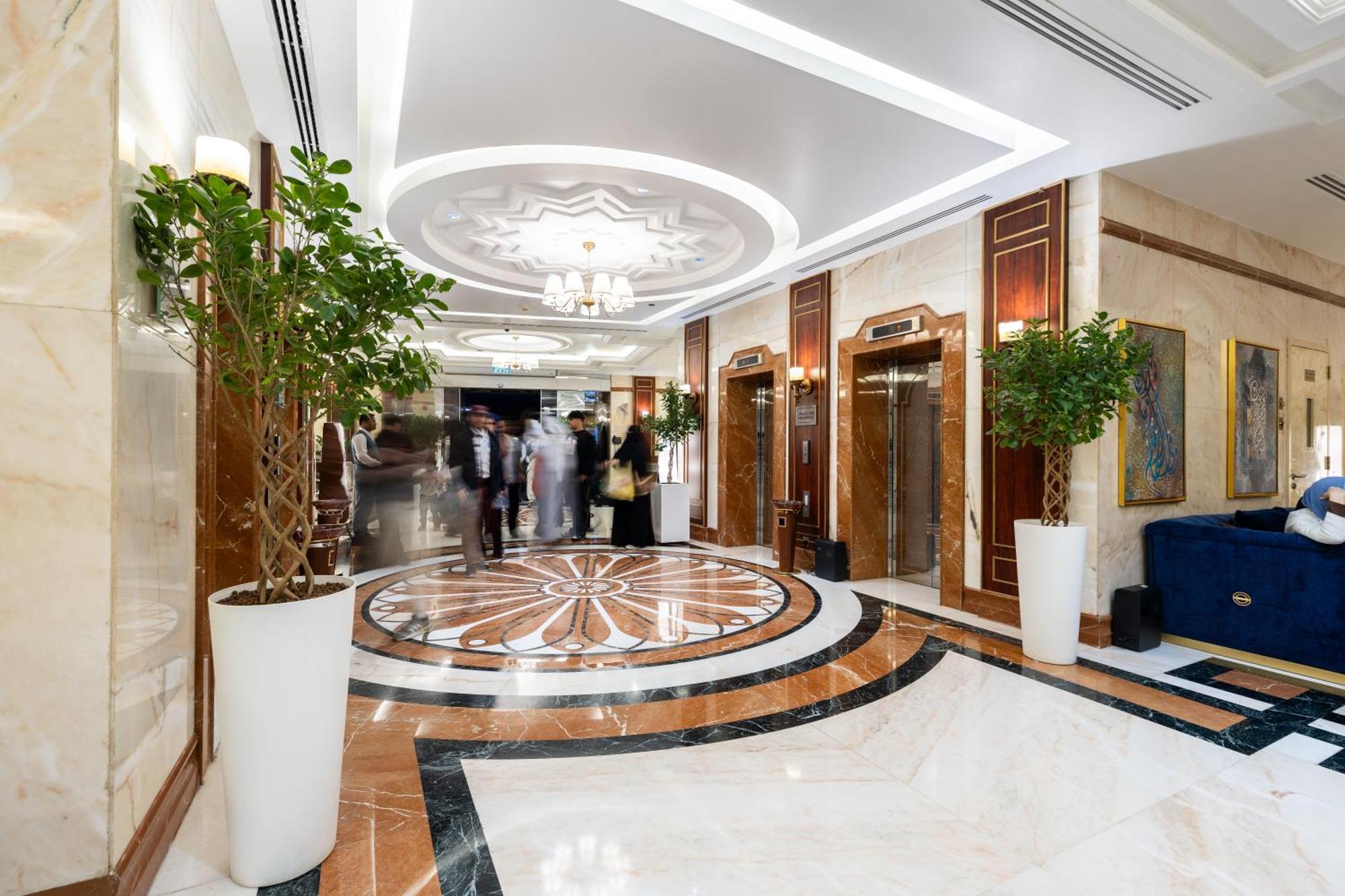 อัล ไอมัน รอยัล โฮเต็ล  Hotel Medina ภายนอก รูปภาพ